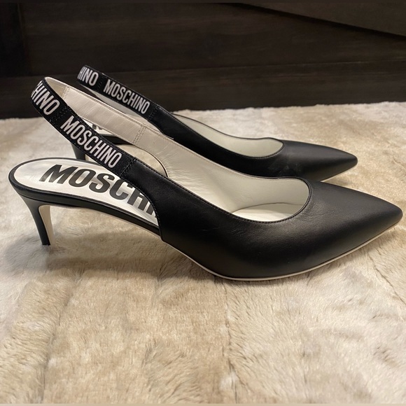NEW💝Moschino Vitello Black Pump Leather Heels Size EU 39 - Picture 5 of 13